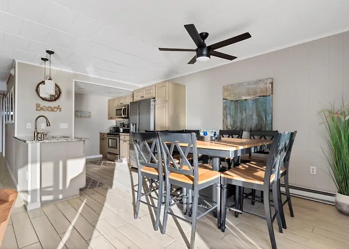 Ferienhaus Calypso 2-bedroom With Ocean Views & Pool Access Ocean Beachfront Escape *